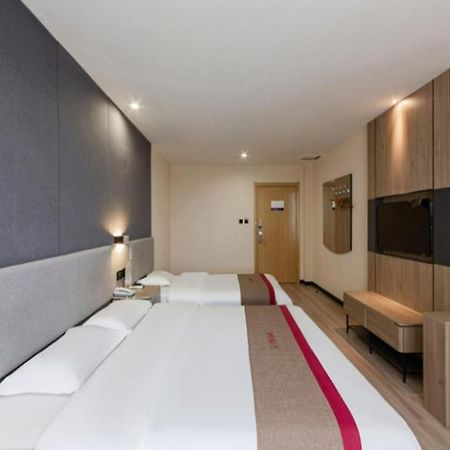 Thank Inn Plus Hotel Hebei Shijiazhuang Yuhua District Of Hebei Normal University Exterior photo